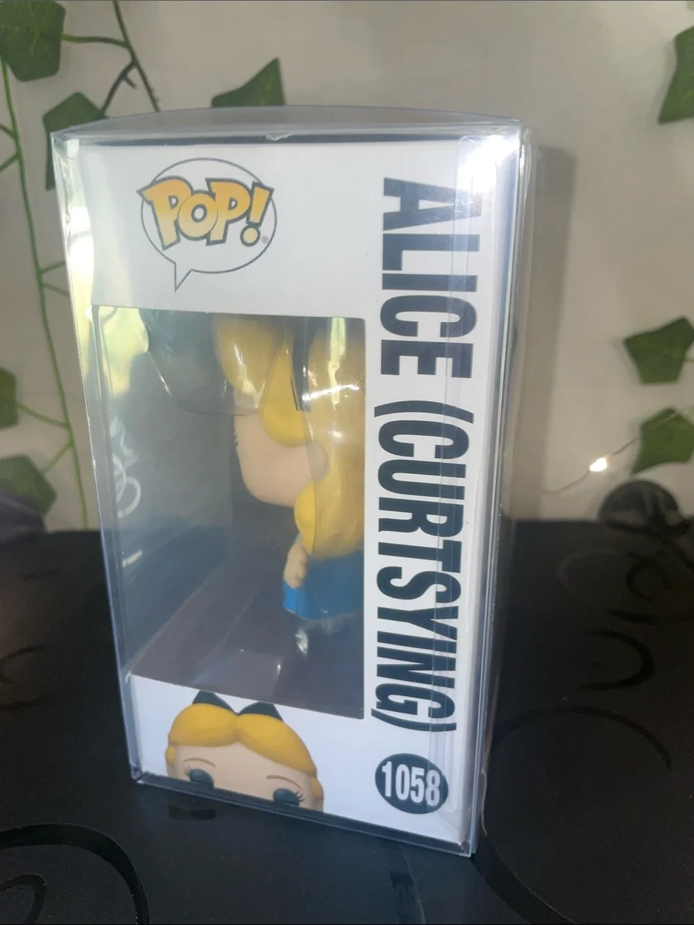Funko Alice (Curtsying) Vinyl Figure - Blue, White & Blonde